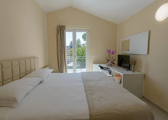 Vistamare 4* אגרופולי