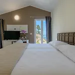 Bed & Breakfast Vistamare 4*