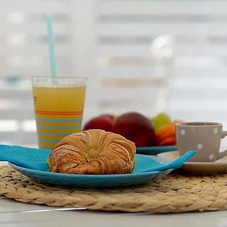 Alojamento de Acomodação e Pequeno-almoço Vistamare